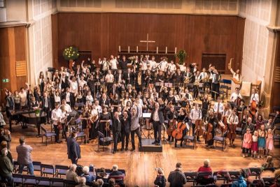 Das Abschlusskonzert fand am 12. Mai 2019 in der Lukaskirche Dresden statt.